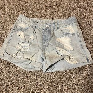 Light wash H&M shorts size 4